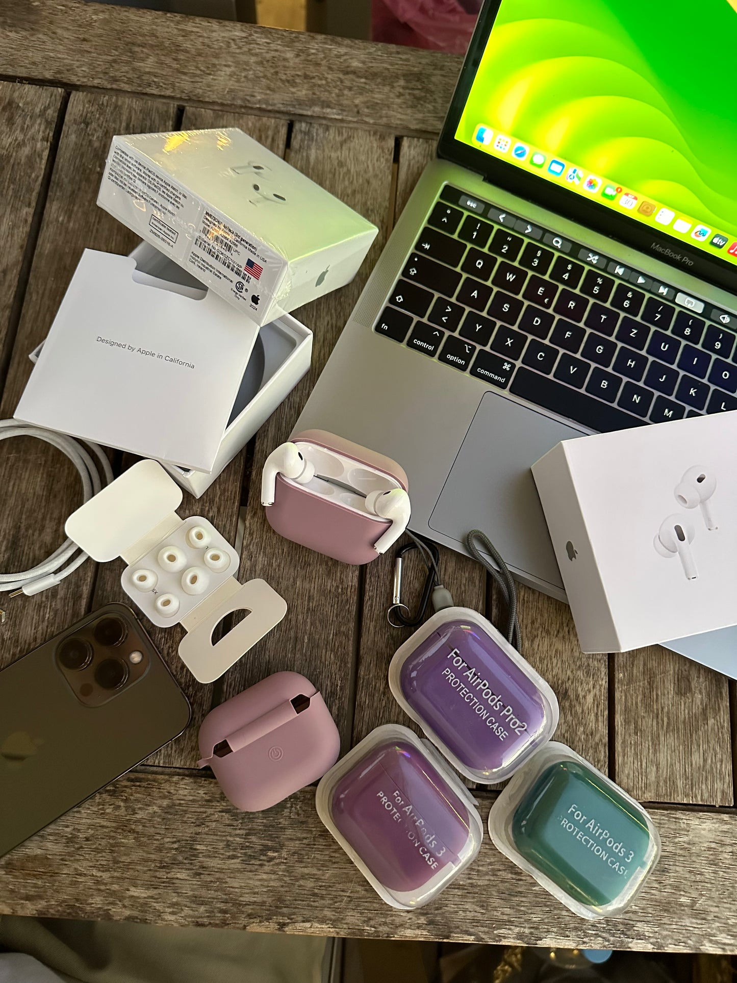 AirPods Pro 2 (الإصدار الأمريكي 🇺🇸)